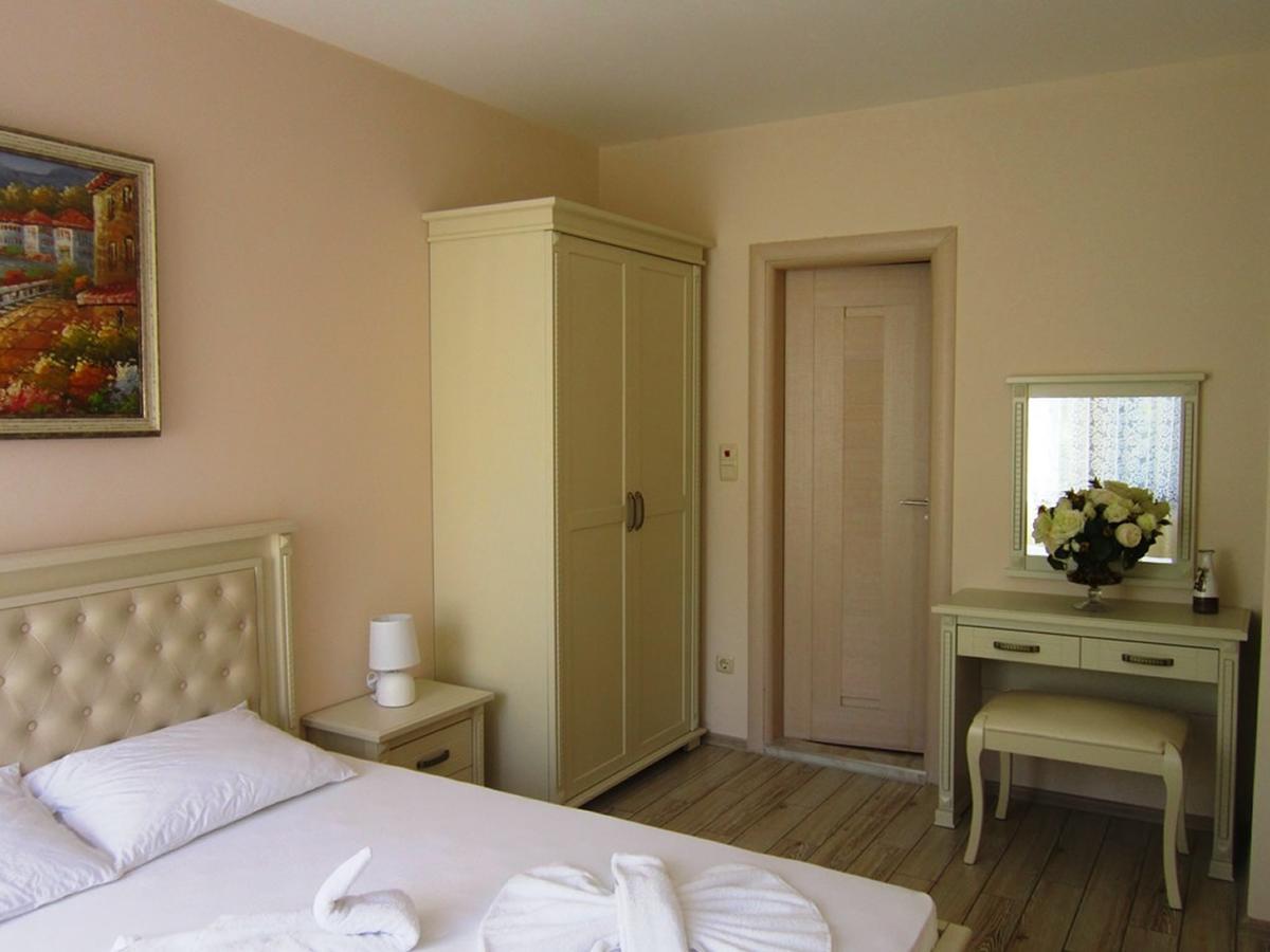 Aparthotel Artur Sveti Vlas Buitenkant foto