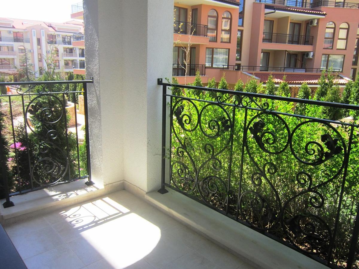 Aparthotel Artur Sveti Vlas Buitenkant foto