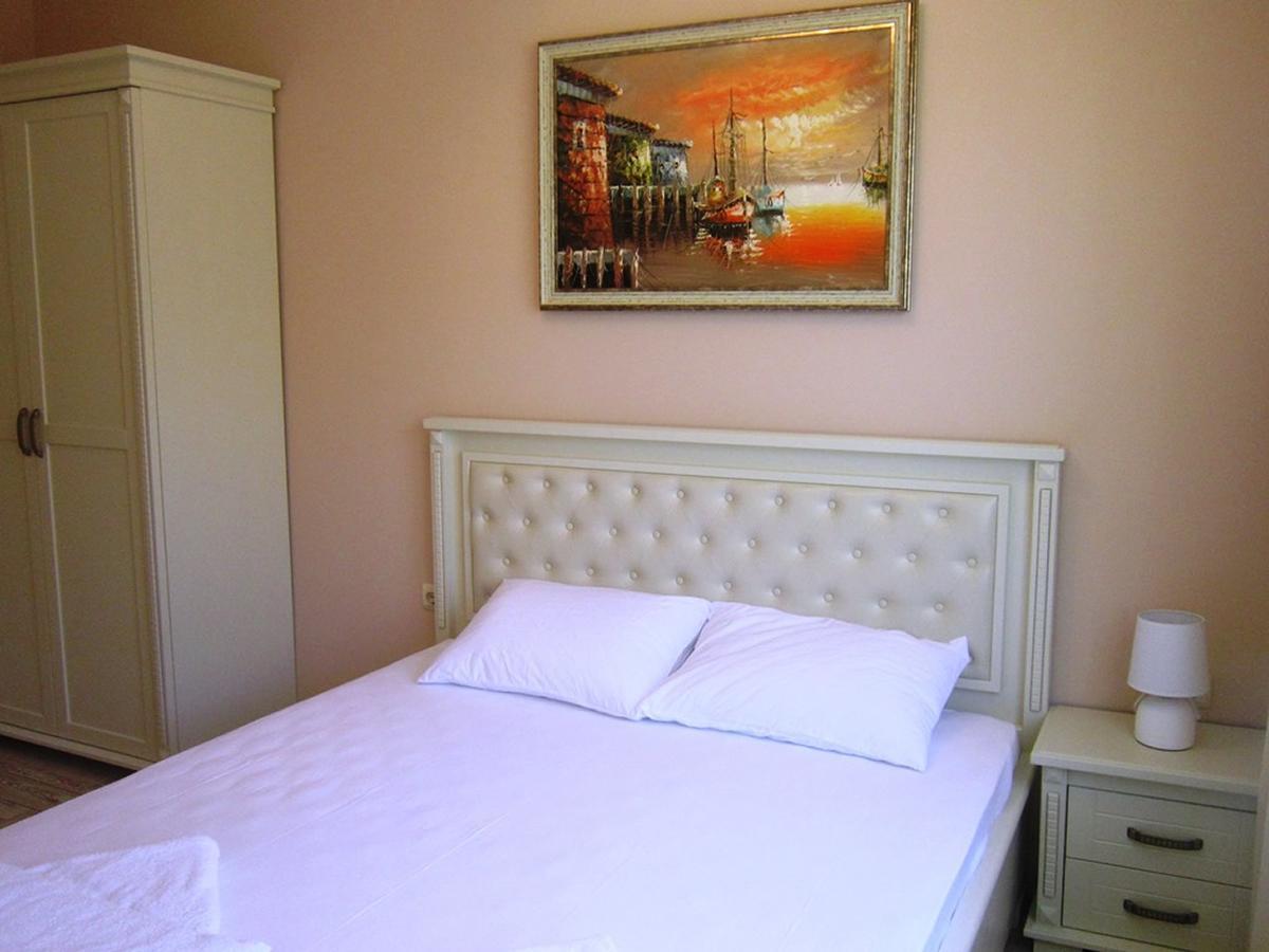 Aparthotel Artur Sveti Vlas Buitenkant foto
