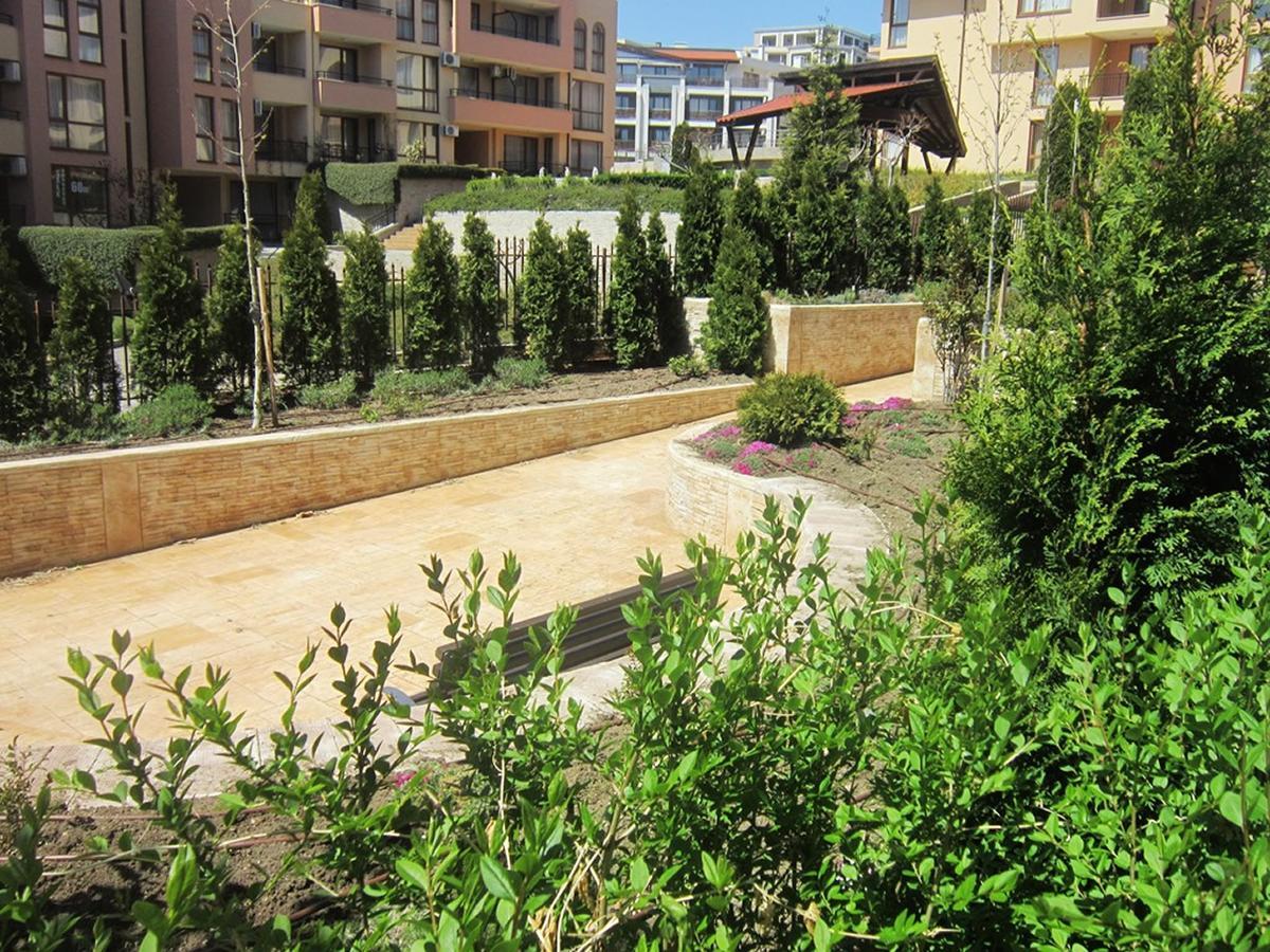 Aparthotel Artur Sveti Vlas Buitenkant foto