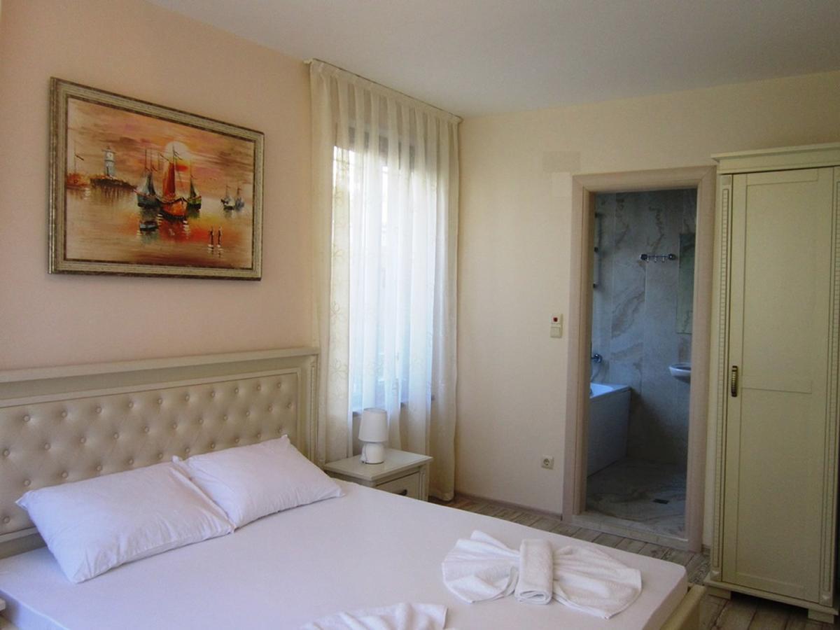 Aparthotel Artur Sveti Vlas Buitenkant foto