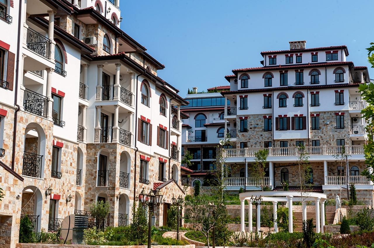 Aparthotel Artur Sveti Vlas Buitenkant foto