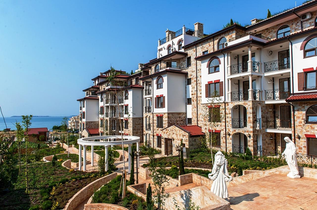 Aparthotel Artur Sveti Vlas Buitenkant foto